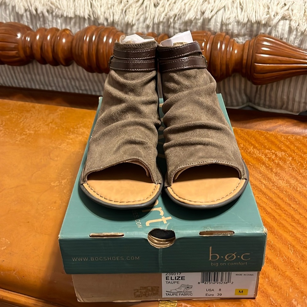 BOC Elize Sandals Taupe Size 8